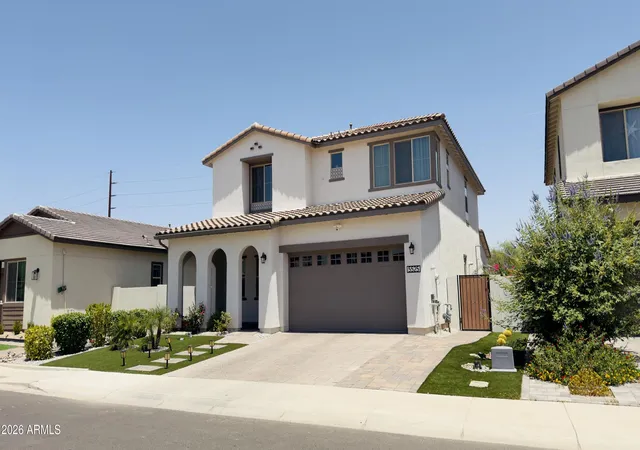 Photo 2 of Single family home for sale at 5525 S Red Rock St, Gilbert, AZ 85298 | MLS# 7058060 | Listing updated on 2026-09-06