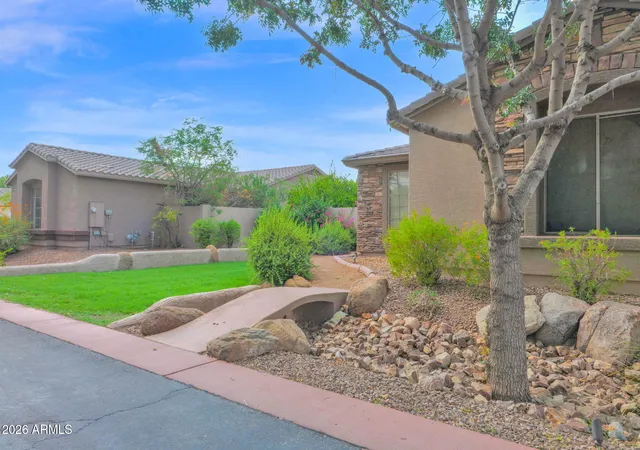 Photo 2 of Single family home for sale at 1122 E Longhorn Pl, Chandler, AZ 85286 | MLS# 7051136 | Listing updated on 2026-09-13