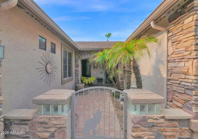 Photo 3 of Single family home for sale at 1122 E Longhorn Pl, Chandler, AZ 85286 | MLS# 7051136 | Listing updated on 2026-09-13