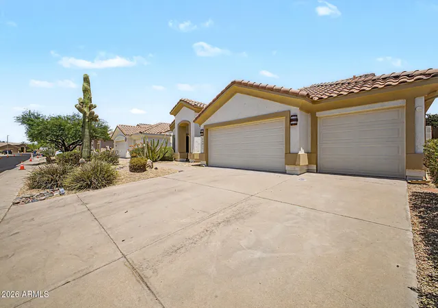 Photo 3 of Sale Pending at 29011 N 48th Street, Cave Creek, AZ 85331 | MLS# 7054771 | Listing updated on 2026-09-03