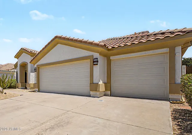 Photo 3 of Sale Pending at 29011 N 48th Street, Cave Creek, AZ 85331 | MLS# 7054771 | Listing updated on 2026-09-03