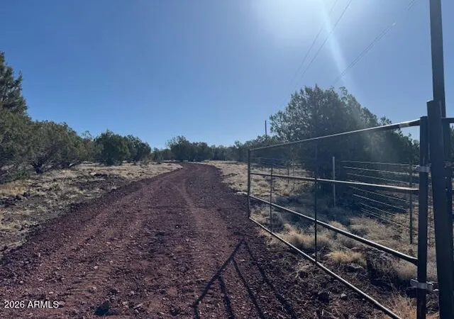 Photo 2 of Land for sale at 385 W Edgewood Dr, Williams, AZ 86046 | MLS# 7051463 | Listing updated on 2026-07-09