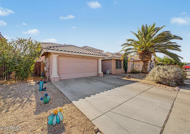 Homes for sale in Gilbert, AZ | 546 S Burk St, Gilbert, AZ 85296 | MLS# 7051316
