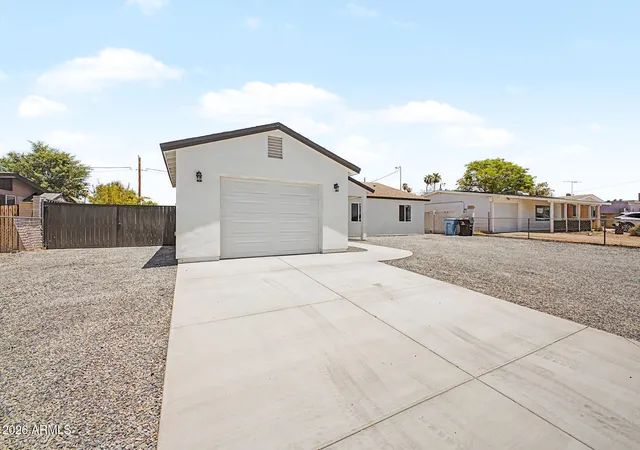 Photo 2 of Single family home for sale at 3010 W Country Gables Dr, Phoenix, AZ 85053 | MLS# 7053251 | Listing updated on 2026-09-12