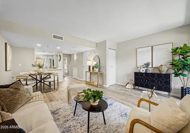 Photo 3 of Townhouse for sale at 1601 W Sunnyside Dr #166, Phoenix, AZ 85029 | MLS# 7051661 | Listing updated on 2026-09-01