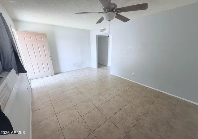 5th image of 13216 W Tuckey Ln, Glendale, AZ 85307 | MLS# 7051981