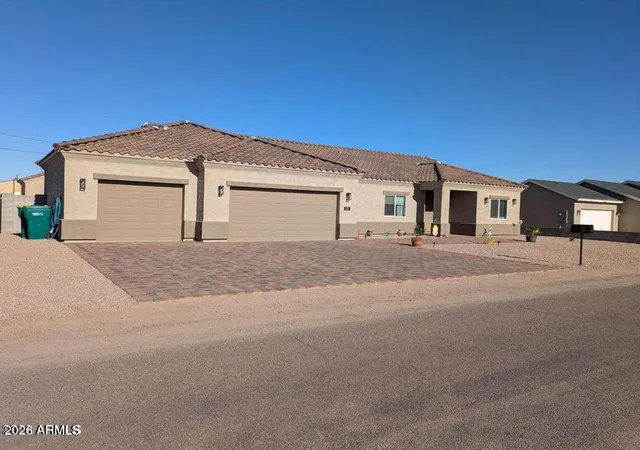 Photo 3 of Single family home for sale at 4080 N Turquoise Dr, Eloy, AZ 85131 | MLS# 7052428 | Listing updated on 2026-08-11