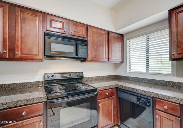 Photo 2 of Sale Pending at 15095 N Thompson Peak Pkwy #2015, Scottsdale, AZ 85260 | MLS# 7055399 | Listing updated on 2026-09-01
