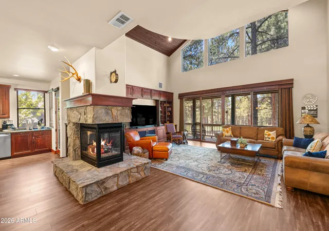 4th image of 4045 S Pack Saddle Dr, Flagstaff, AZ 86005 | MLS# 7051826