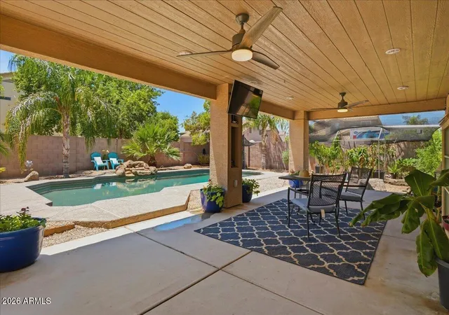 Photo 3 of Single family home for sale at 2469 W Hayden Peak Dr, San Tan Valley, AZ 85144 | MLS# 7052553 | Listing updated on 2026-10-21