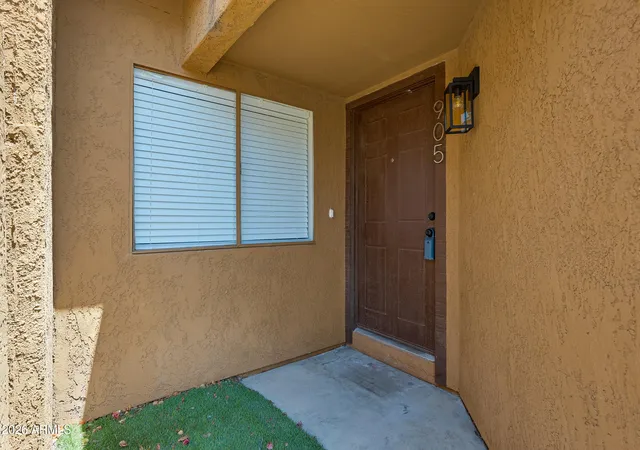 3rd image of 905 S Melody Ln, Tempe, AZ 85281 | MLS# 7052302