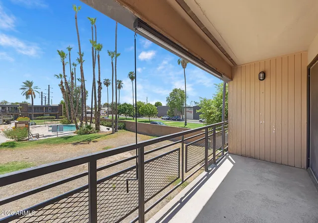 Photo 4 of Townhouse for sale at 6501 N 17th Avenue #113, Phoenix, AZ 85015 | MLS# 7051557 | Listing updated on 2026-09-16