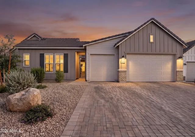 Photo 3 of Single family home for sale at 4231 E Desert Vista Trl, Cave Creek, AZ 85331 | MLS# 7051743 | Listing updated on 2026-09-30