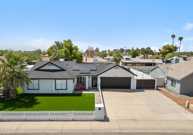 Photo 1 of Single family home for sale at 2213 W Irma Ln, Phoenix, AZ 85027 | MLS# 7057398 | Listing updated on 2026-09-10
