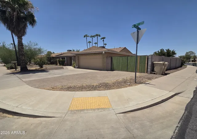 Photo 2 of Single family home for sale at 10650 N 49th Avenue, Glendale, AZ 85304 | MLS# 7051472 | Listing updated on 2026-08-11