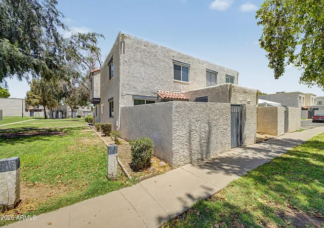 Photo 1 of Townhouse for sale at 5204 N 42nd Drive, Phoenix, AZ 85019 | MLS# 7051972 | Listing updated on 2026-07-29