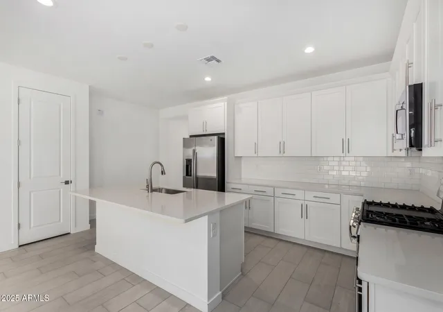 Photo 3 of Single family home for sale at 8331 N 53rd Drive, Glendale, AZ 85302 | MLS# 7051465 | Listing updated on 2026-10-23