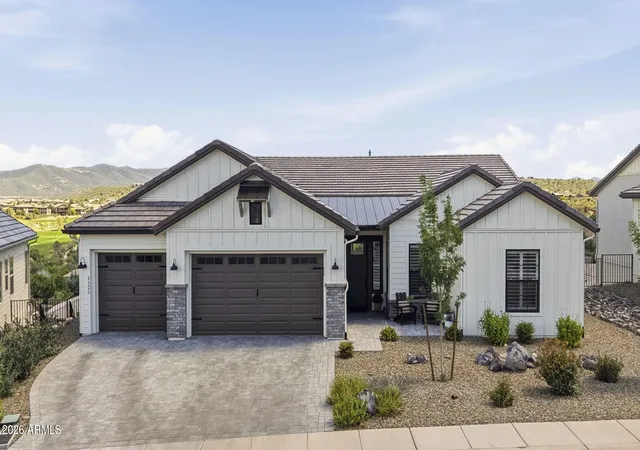 Photo 2 of Single family home for sale at 1121 S Lakeview Dr, Prescott, AZ 86301 | MLS# 7052409 | Listing updated on 2026-09-02