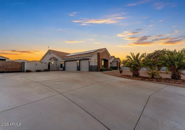 Photo 3 of Sale Pending at 19738 W Mariposa Dr, Litchfield Park, AZ 85340 | MLS# 7055933 | Listing updated on 2026-08-19
