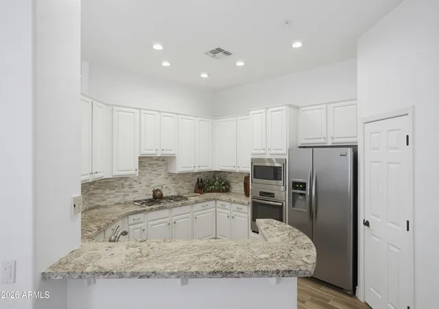 Photo 4 of Single family home for sale at 9031 N Broken Bow, Fountain Hills, AZ 85268 | MLS# 7051806 | Listing updated on 2026-08-11