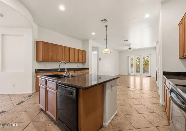 Photo 4 of Sale Pending at 6229 S Moccasin Trl, Gilbert, AZ 85298 | MLS# 7054246 | Listing updated on 2026-09-23