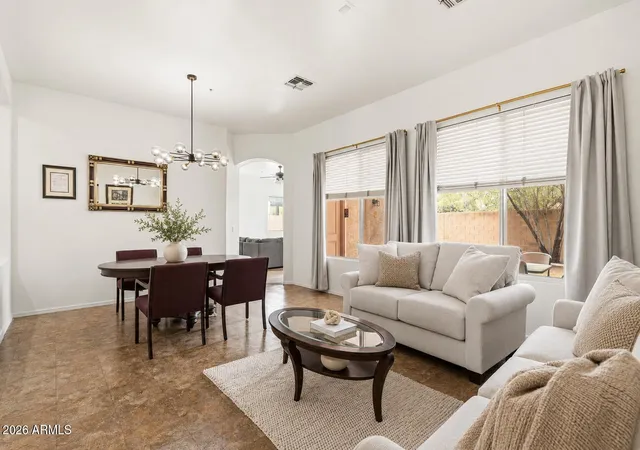 Photo 4 of Single family home for sale at 3583 E Wildhorse Dr, Gilbert, AZ 85297 | MLS# 7054235 | Listing updated on 2026-08-11