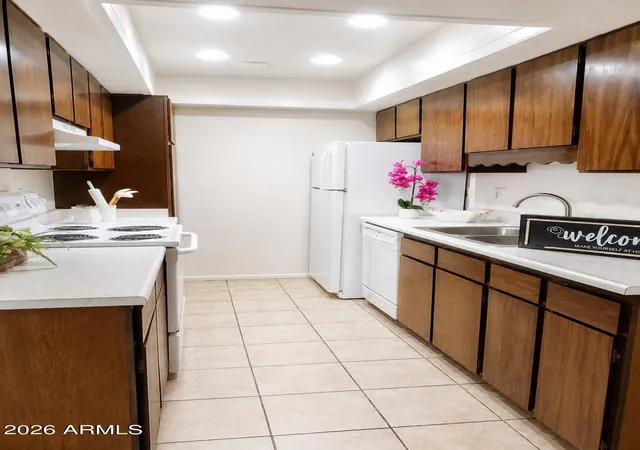 Homes for sale in Glendale, AZ | 5964 W Townley Ave, Glendale, AZ 85302 | MLS# 7051677