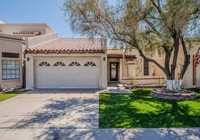 Photo 1 of Single family home for sale at 2043 W Nopal Ave, Mesa, AZ 85202 | MLS# 7052239 | Listing updated on 2026-08-30