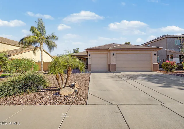 Homes for sale in San Tan Valley, AZ | 3007 W Goldmine Mountain Dr, San Tan Valley, AZ 85144 | MLS# 7051916