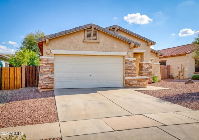 3rd image of 844 E Indian Wells Pl, Chandler, AZ 85249 | MLS# 7051765