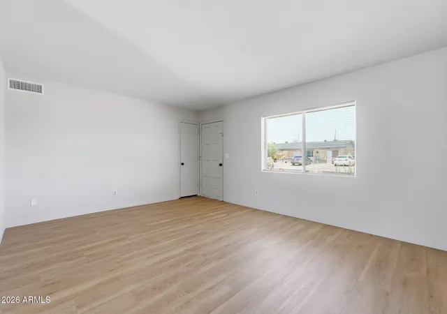 Photo 3 of Single family home for sale at 1301 E 29th Avenue, Apache Junction, AZ 85119 | MLS# 7055108 | Listing updated on 2026-09-17
