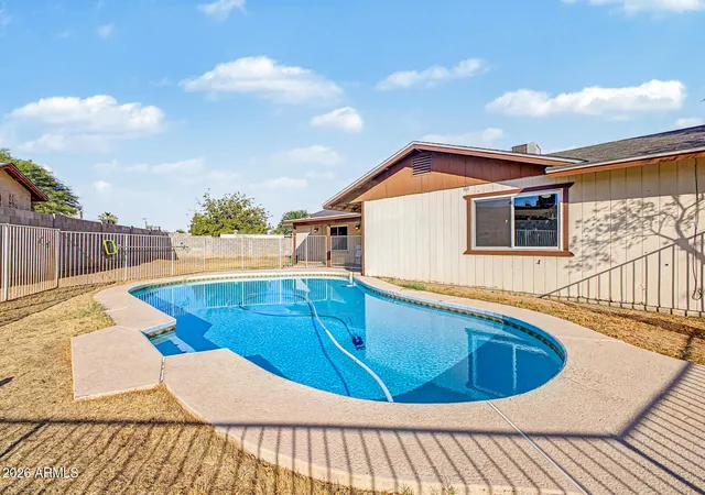 2nd image of 2846 W Villa Rita Dr, Phoenix, AZ 85053 | MLS# 7052655