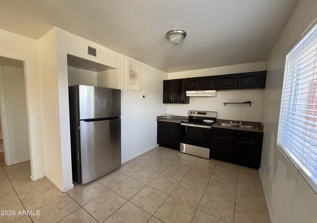 Photo 2 of Townhouse for sale at 1321 W Vogel Ave, Phoenix, AZ 85021 | MLS# 7053664 | Listing updated on 2026-08-25