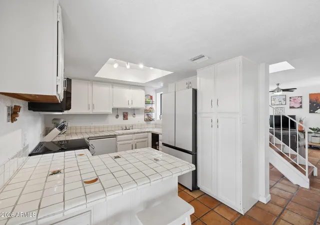 Photo 3 of Townhouse for sale at 2 W Georgia Ave #7, Phoenix, AZ 85013 | MLS# 7052573 | Listing updated on 2026-09-18