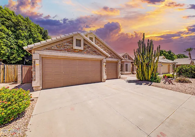 Photo 3 of Single family home for sale at 6374 W Firebird Dr, Glendale, AZ 85308 | MLS# 7052938 | Listing updated on 2026-08-11