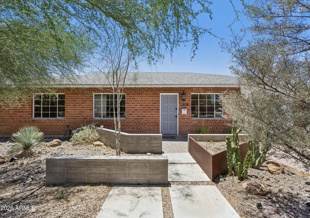 Photo 4 of Single family home for sale at 1309 W Marshall Ave, Phoenix, AZ 85013 | MLS# 7052494 | Listing updated on 2026-09-02