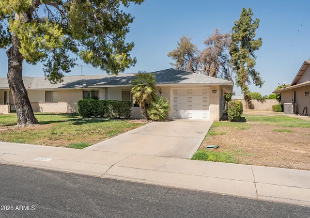 Photo 1 of Townhouse for sale at 15630 N Lakeforest Dr, Sun City, AZ 85351 | MLS# 7053994 | Listing updated on 2026-09-09