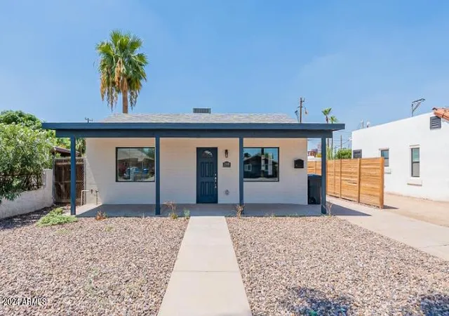 Photo 2 of Single family home for sale at 2340 N 12th Street, Phoenix, AZ 85006 | MLS# 7051985 | Listing updated on 2026-09-18