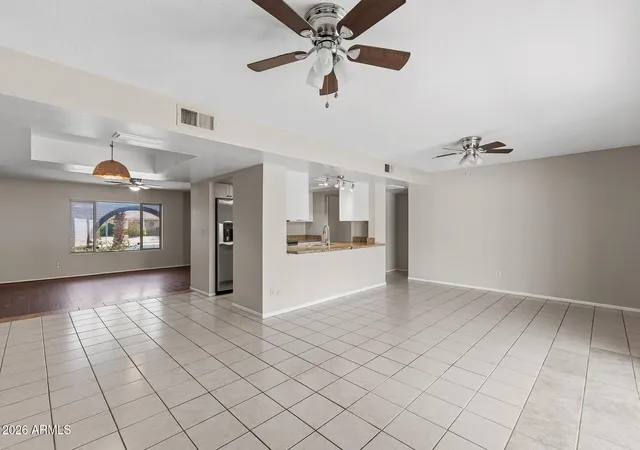 3rd image of 5620 W Hearn Rd, Glendale, AZ 85306 | MLS# 7052061