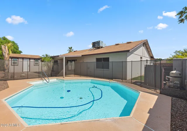 5th image of 5620 W Hearn Rd, Glendale, AZ 85306 | MLS# 7052061