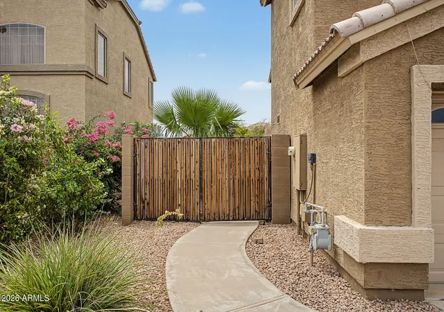 Photo 3 of Single family home for sale at 3533 E Wildhorse Dr, Gilbert, AZ 85297 | MLS# 7053692 | Listing updated on 2026-09-14