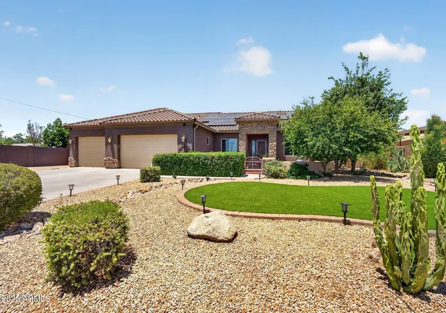 Photo 1 of Single family home for sale at 3638 E Tierra Buena Ln, Phoenix, AZ 85032 | MLS# 7052413 | Listing updated on 2026-08-24