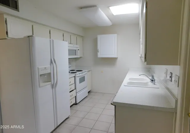Photo 3 of Townhouse for sale at 13050 N 100th Avenue, Sun City, AZ 85351 | MLS# 7052044 | Listing updated on 2026-09-21