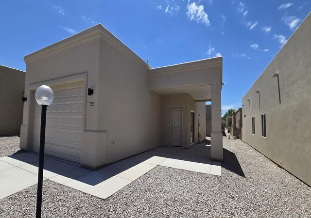 2nd image of 702 S Sky Ranch Rd, Sierra Vista, AZ 85635 | MLS# 7060047
