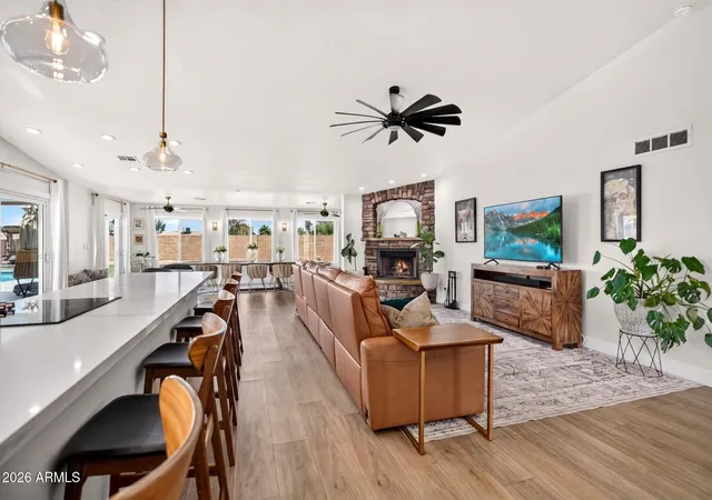 Photo 3 of Sale Pending at 15002 N 92nd Avenue, Peoria, AZ 85381 | MLS# 7052732 | Listing updated on 2026-09-11