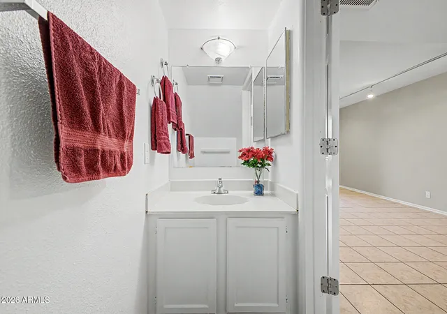 Photo 4 of Townhouse for sale at 1323 S Hardy Dr, Tempe, AZ 85281 | MLS# 7052099 | Listing updated on 2026-09-13