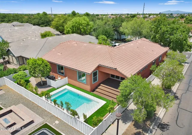 3rd image of 3041 E Camellia Dr, Gilbert, AZ 85296 | MLS# 7052662