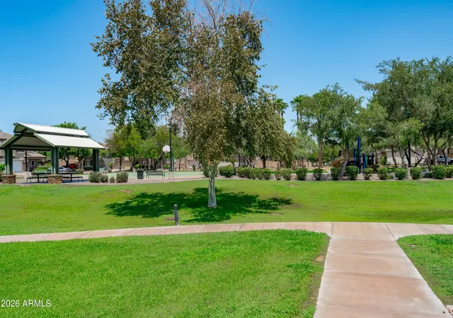 36th image of 2304 E Hidalgo Ave, Phoenix, AZ 85040 | MLS# 7059542