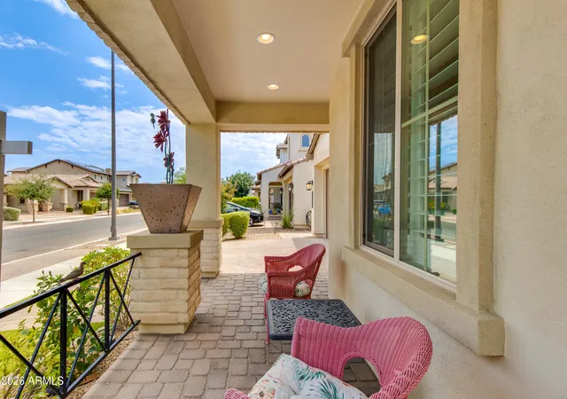 Photo 3 of Single family home for sale at 3865 E Loma Vista St, Gilbert, AZ 85295 | MLS# 7052901 | Listing updated on 2026-10-05