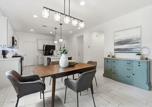 3rd image of 5718 W Jones Ave, Phoenix, AZ 85043 | MLS# 7052854